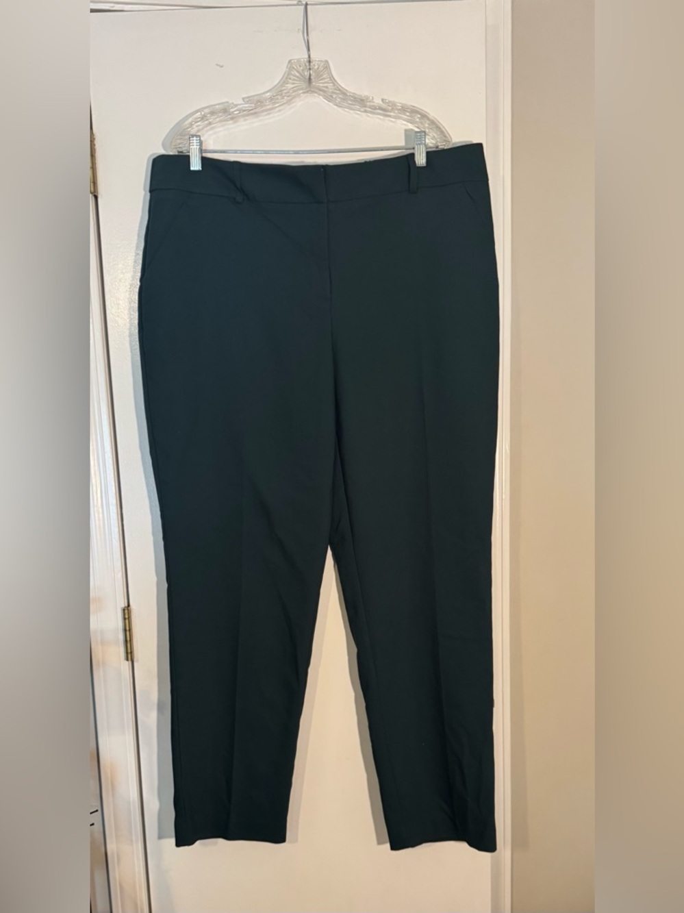 Apt. 9 Women's Dark Green Straight-Leg Dress Trousers business casual comfort